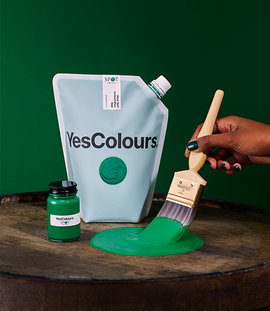 A Bespoke Green Spot Shade